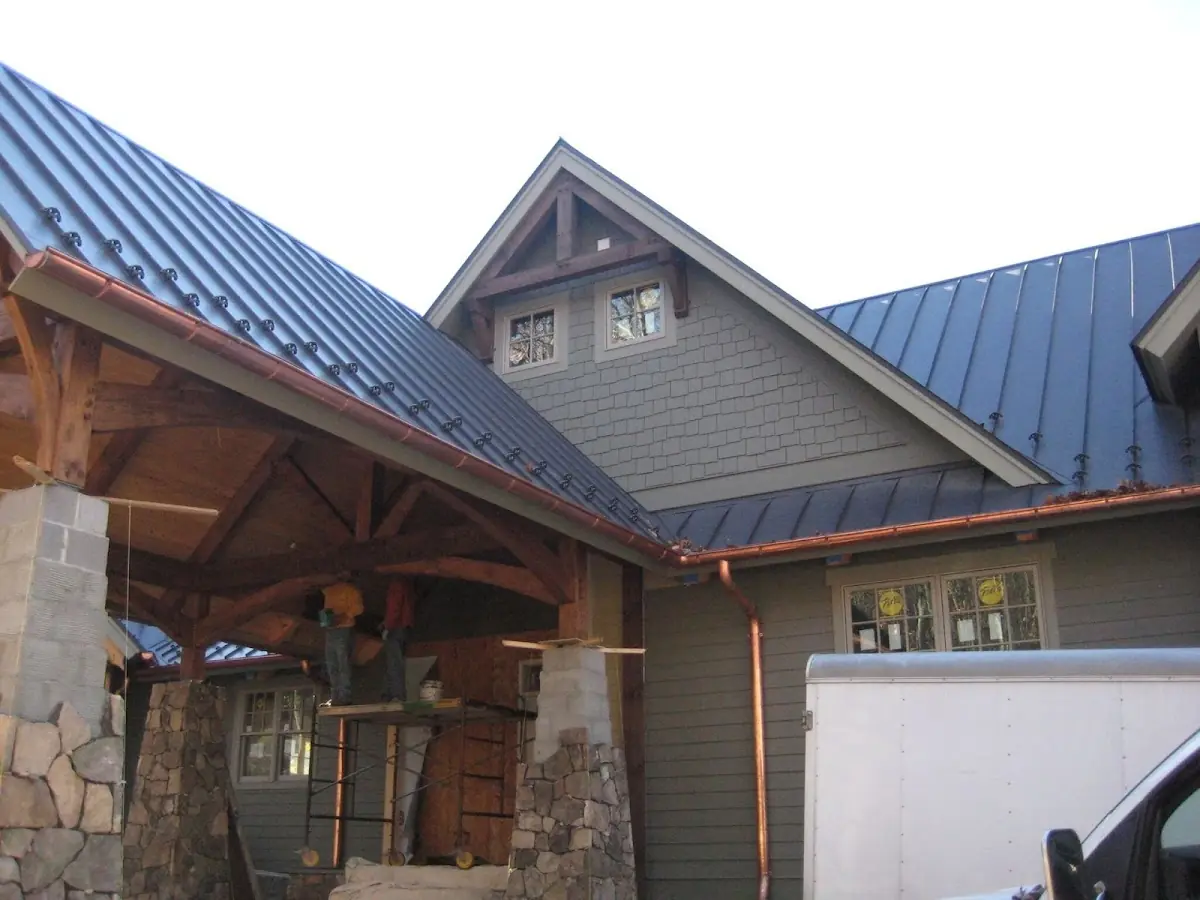 Craftsman Roofing team delivering quality roofing work in Chapman